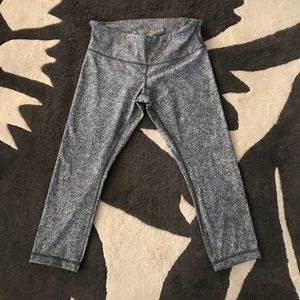 Lululemon crop pants 8